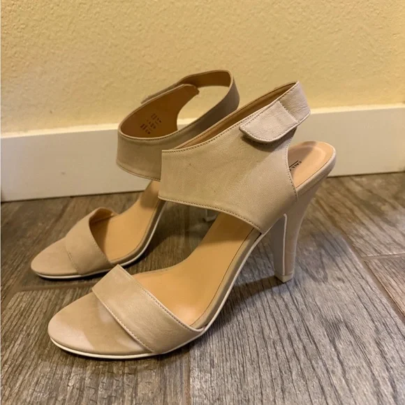 Women's Beige Heels - Picture 2 of 3